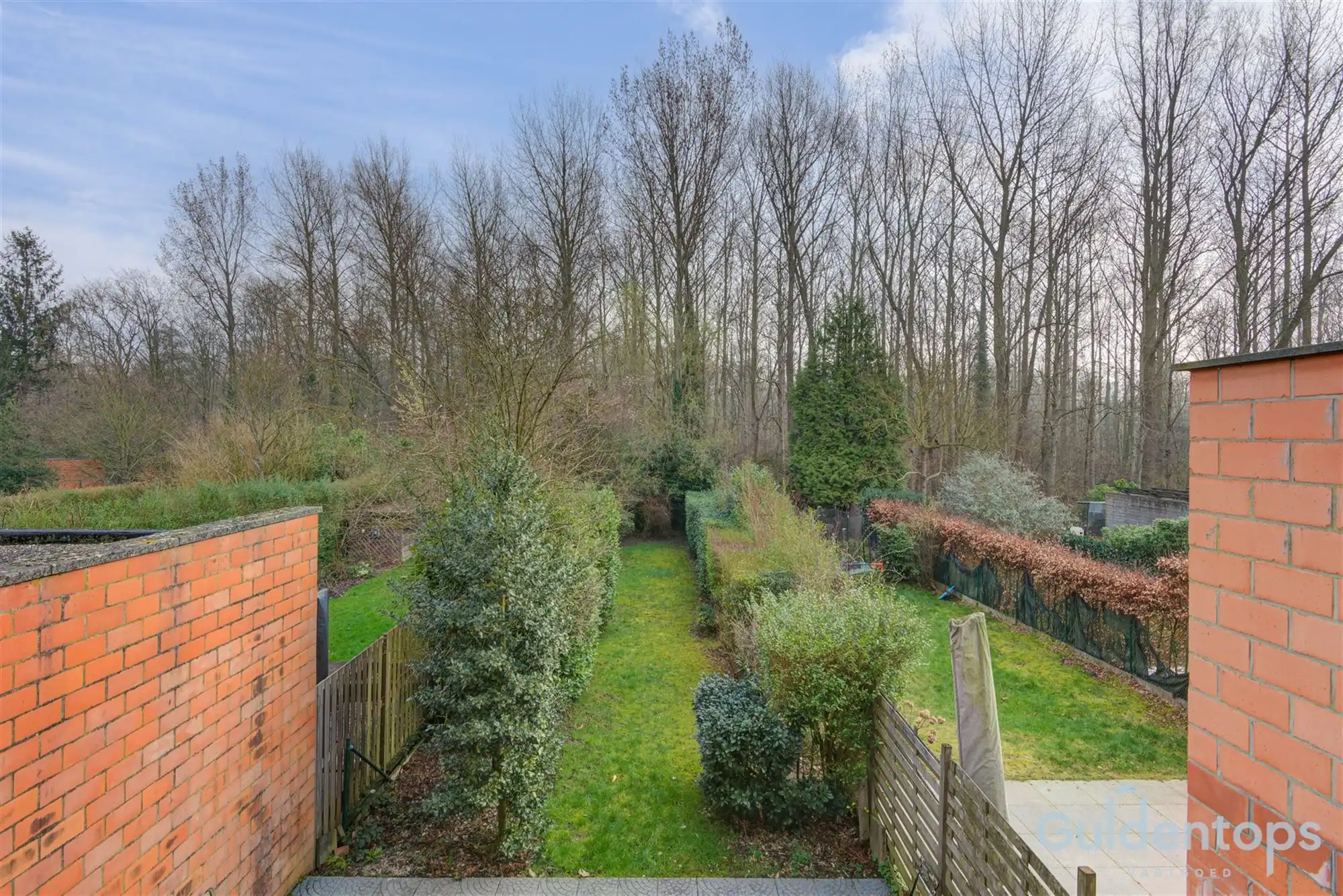 Ruime gezinswoning op zalige locatie  foto 3