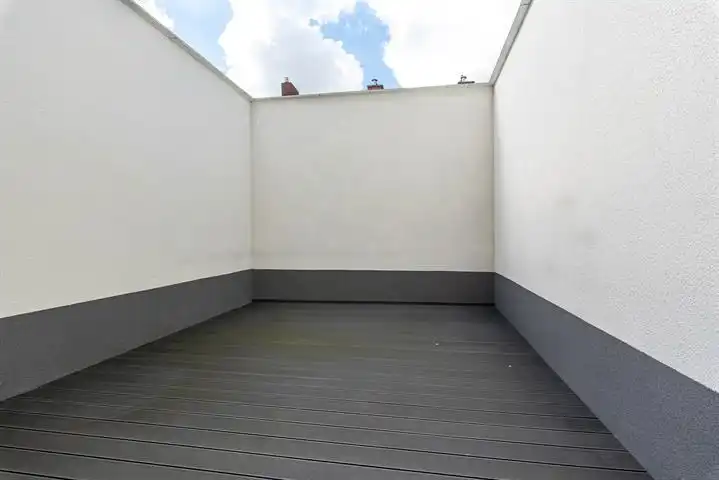 Wonen aan de voet van het station te Berchem foto 7