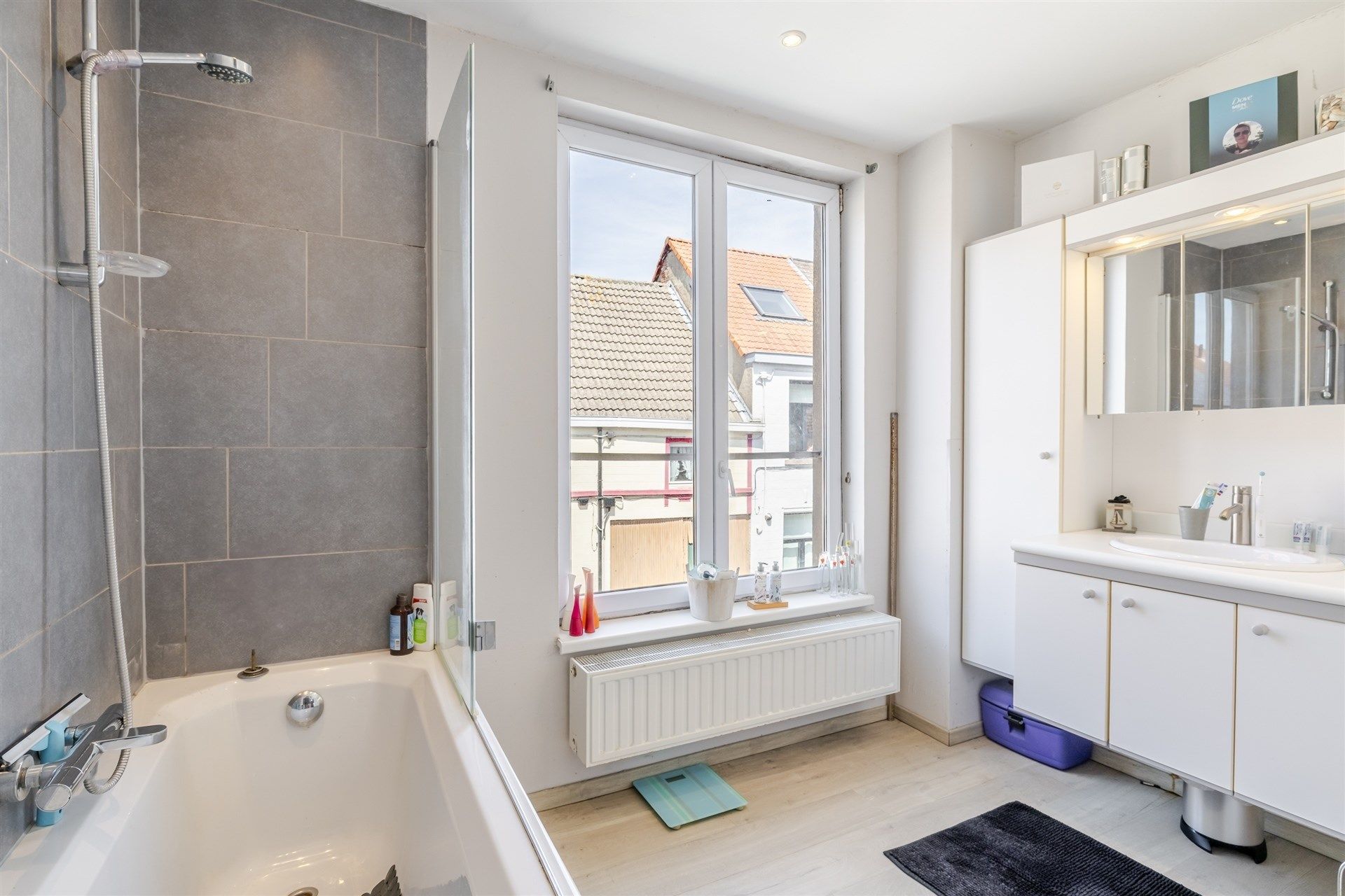 Energiezuinige woning met 3 slk op gunstige ligging foto 13