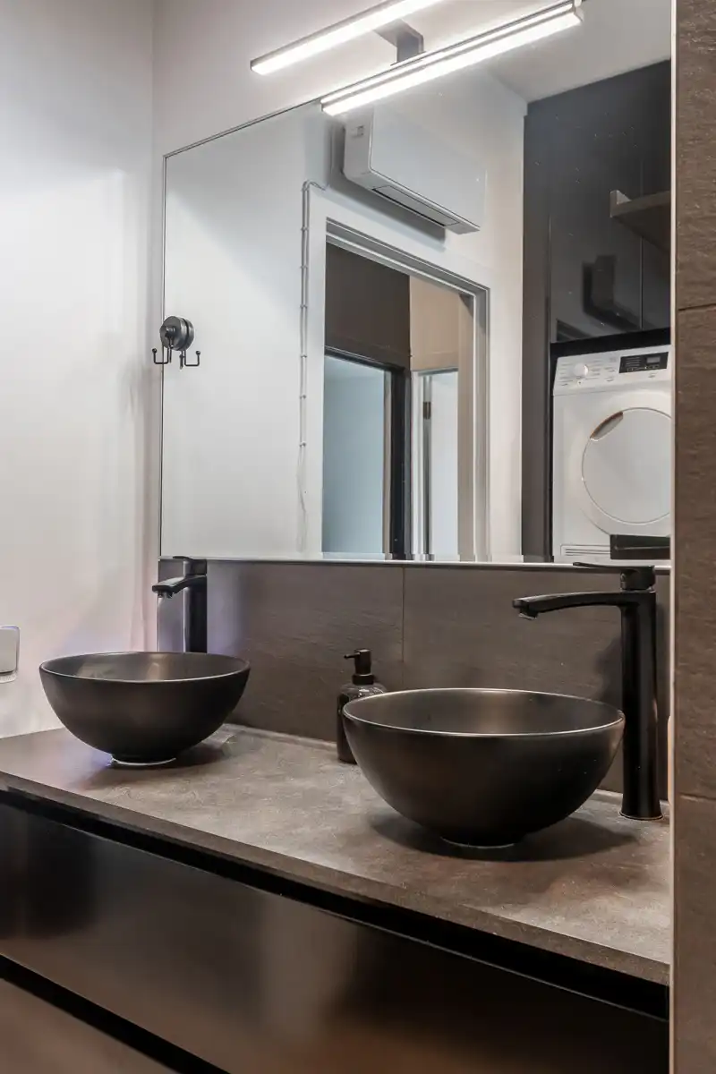 Gerenoveerde en instapklare gelijkvloers woning met 3 slaapkamers en garage  foto 25