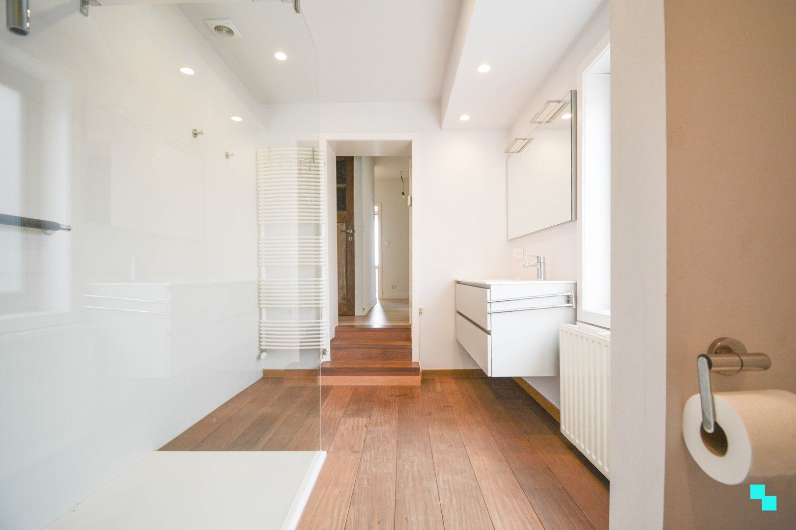 Eengezinswoning met 5 slp te centrum Roeselare foto 10