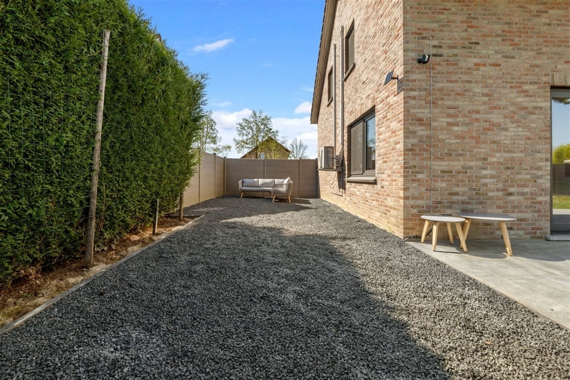 GEZELLIGE GEZINSWONING MET GARAGE OP EEN TOPLOCATIE IN ZEPPEREN  foto 33