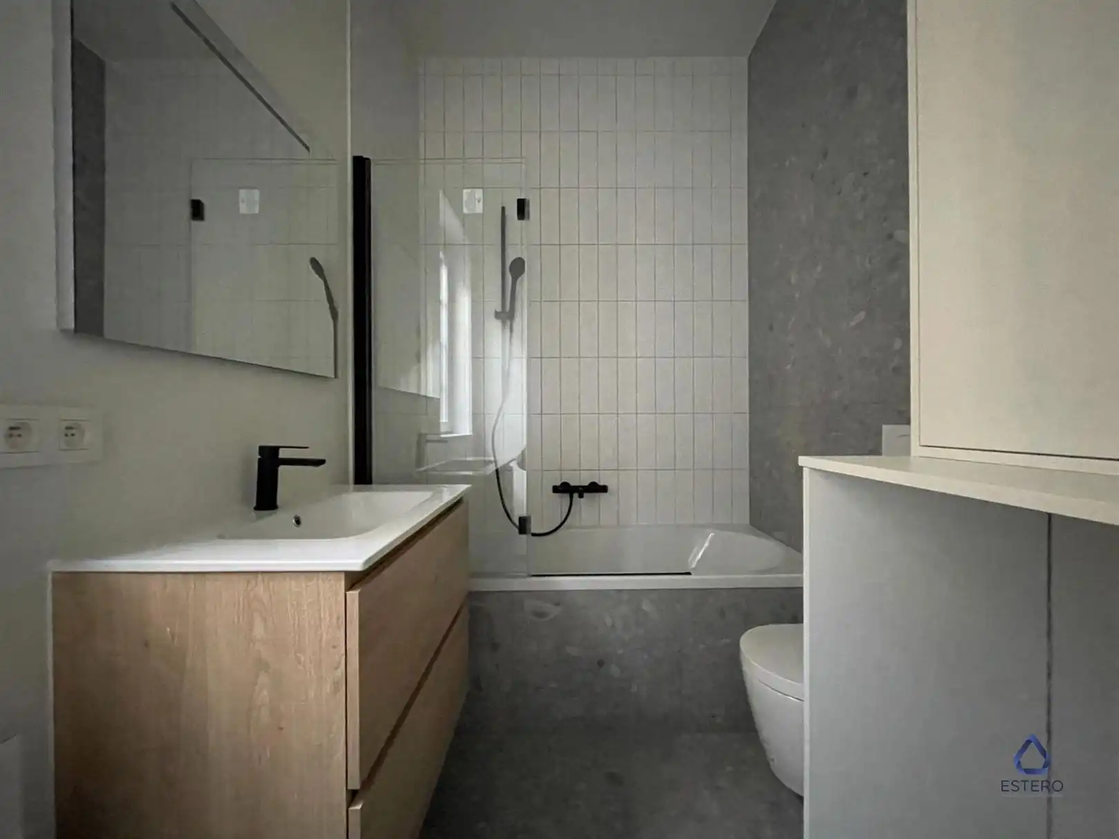 Gerenoveerd appartement op tolocatie foto 21