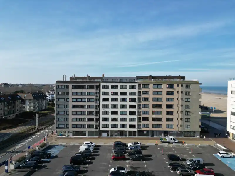 STUDIO MET SLAAPHOEK EN EEN DYNAMISCH UITZICHT foto 14