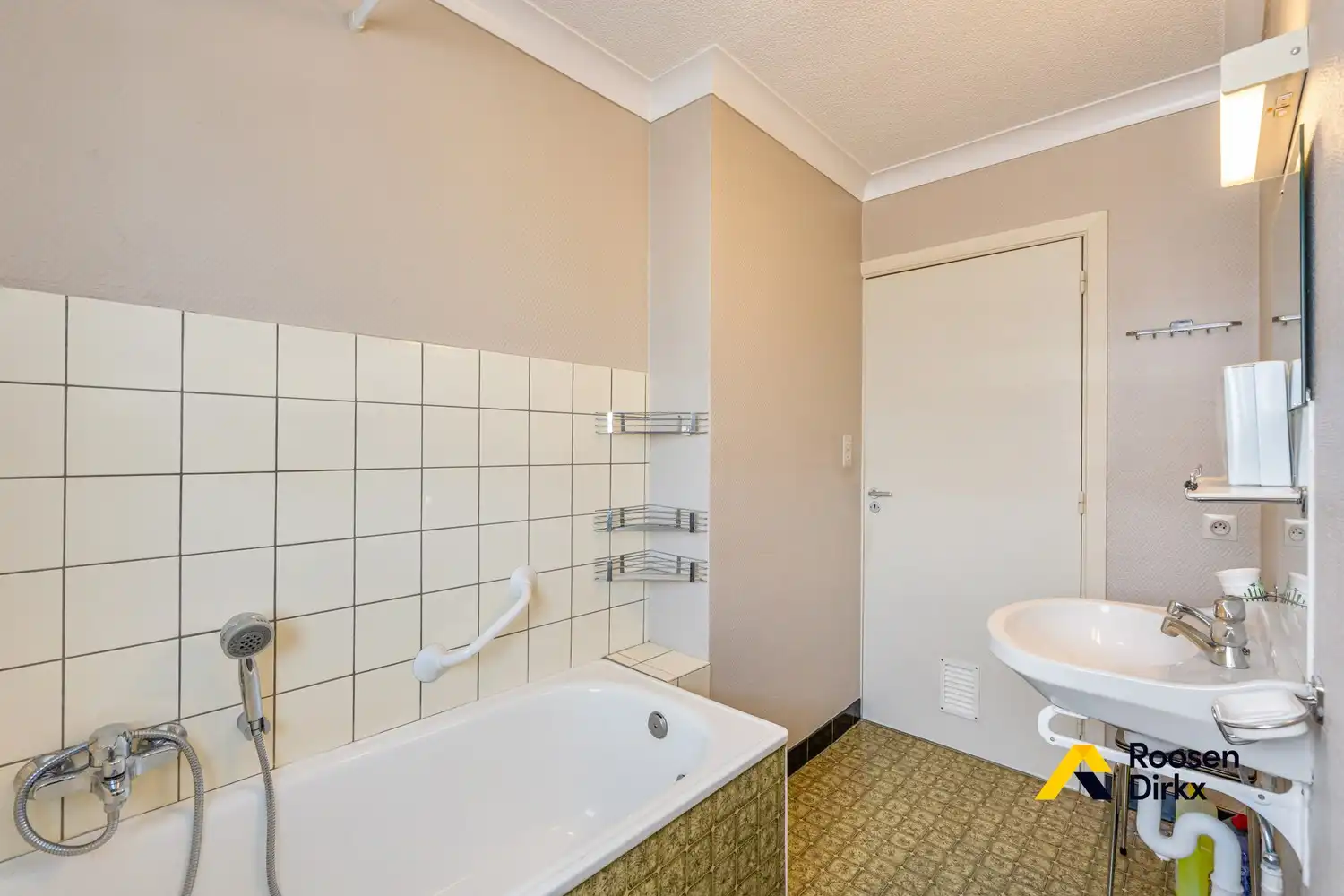 Toffe vrijstaande gezinswoning met 3 slaapkamers op perceel van 529m² te Bree foto 28