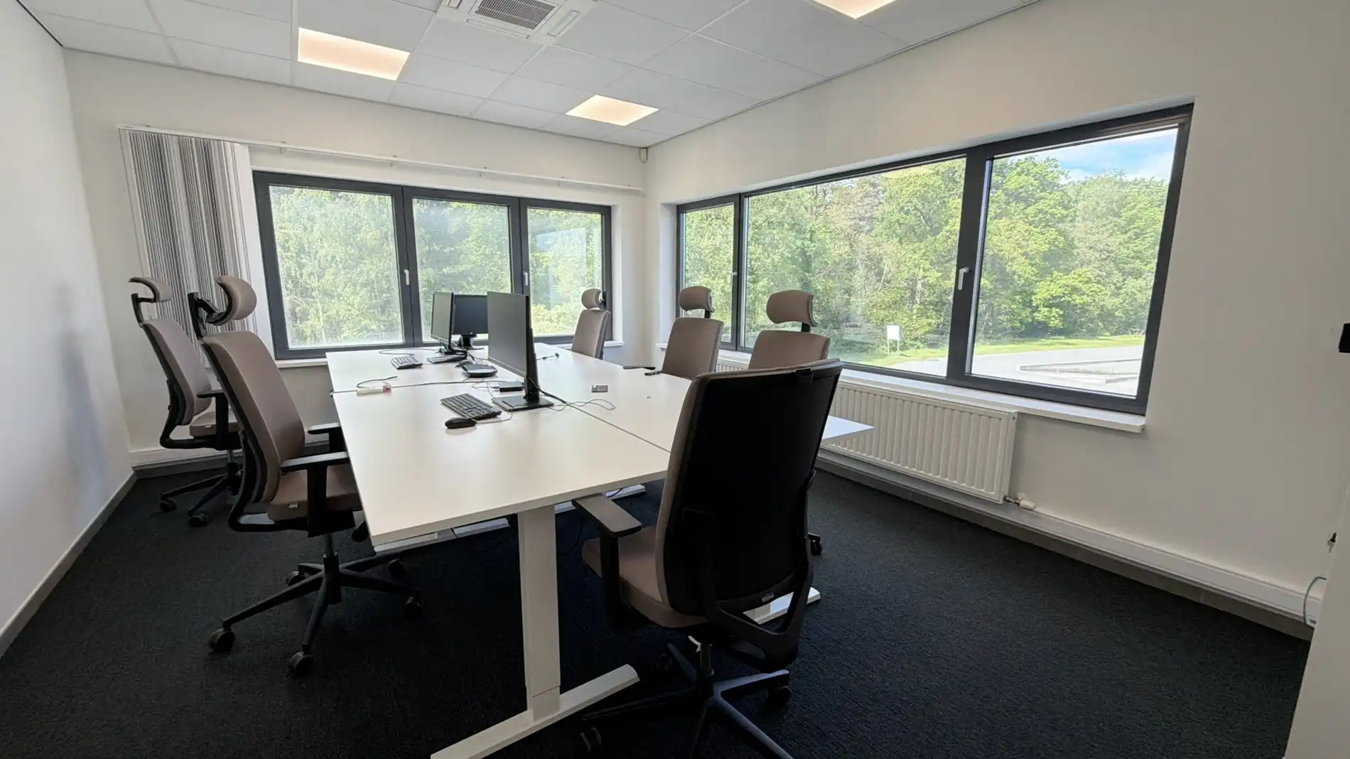 Instapklare kantoren met kleine opslagruimte te huur in Turnhout foto 14