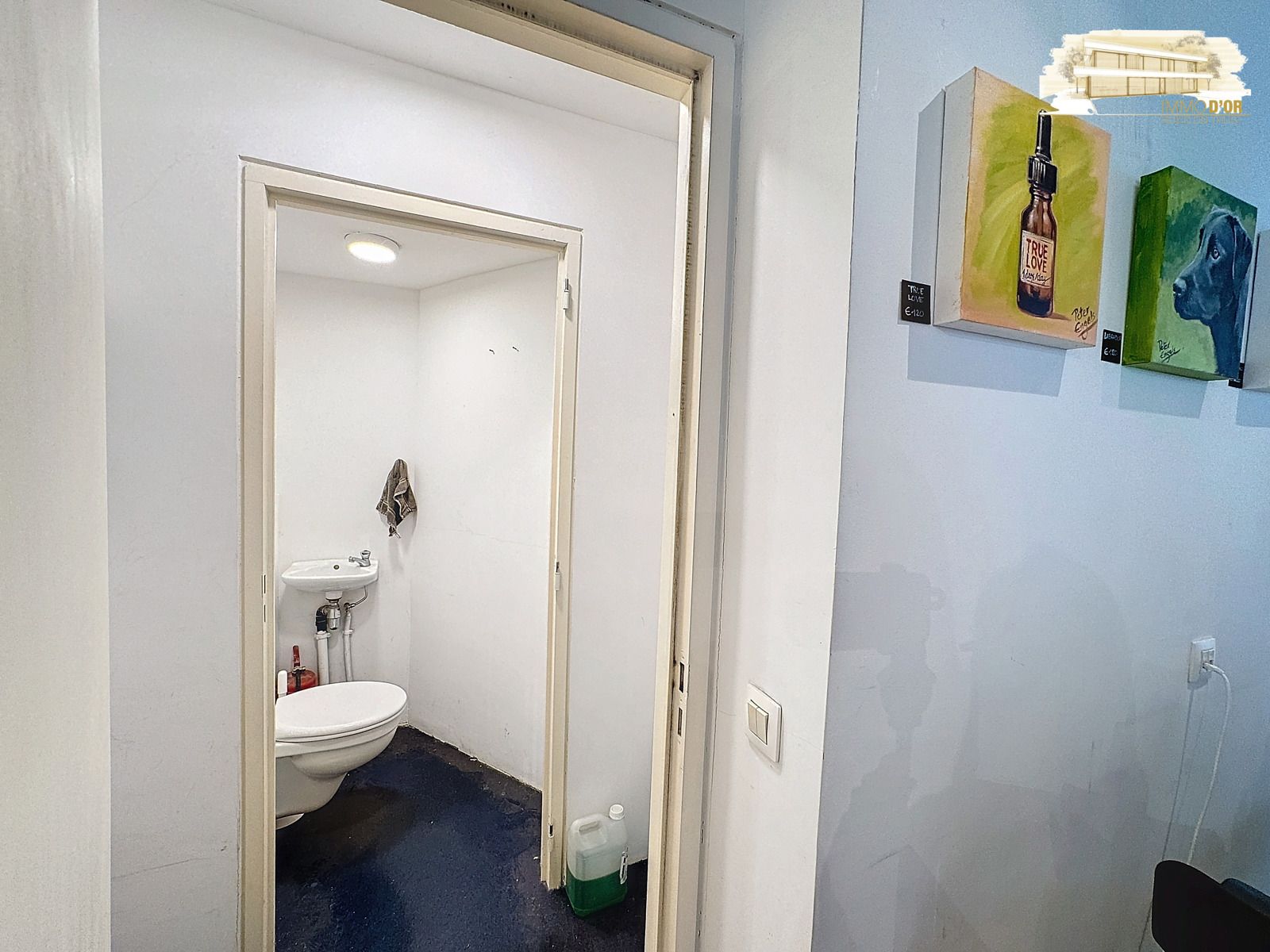 Zeer centraal gelegen ruime handelspand in hartje Brasschaat foto 11