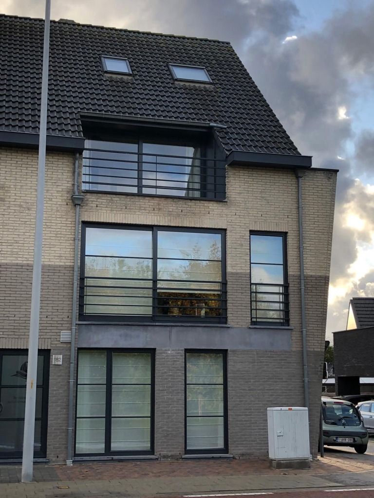 ()=>{if(producerUpdateValueVersion(node),producerAccessed(node),node.value===ERRORED)throw node.error;return node.value} Sint-Ursmarusstraat 182/6 - 9200 Dendermonde