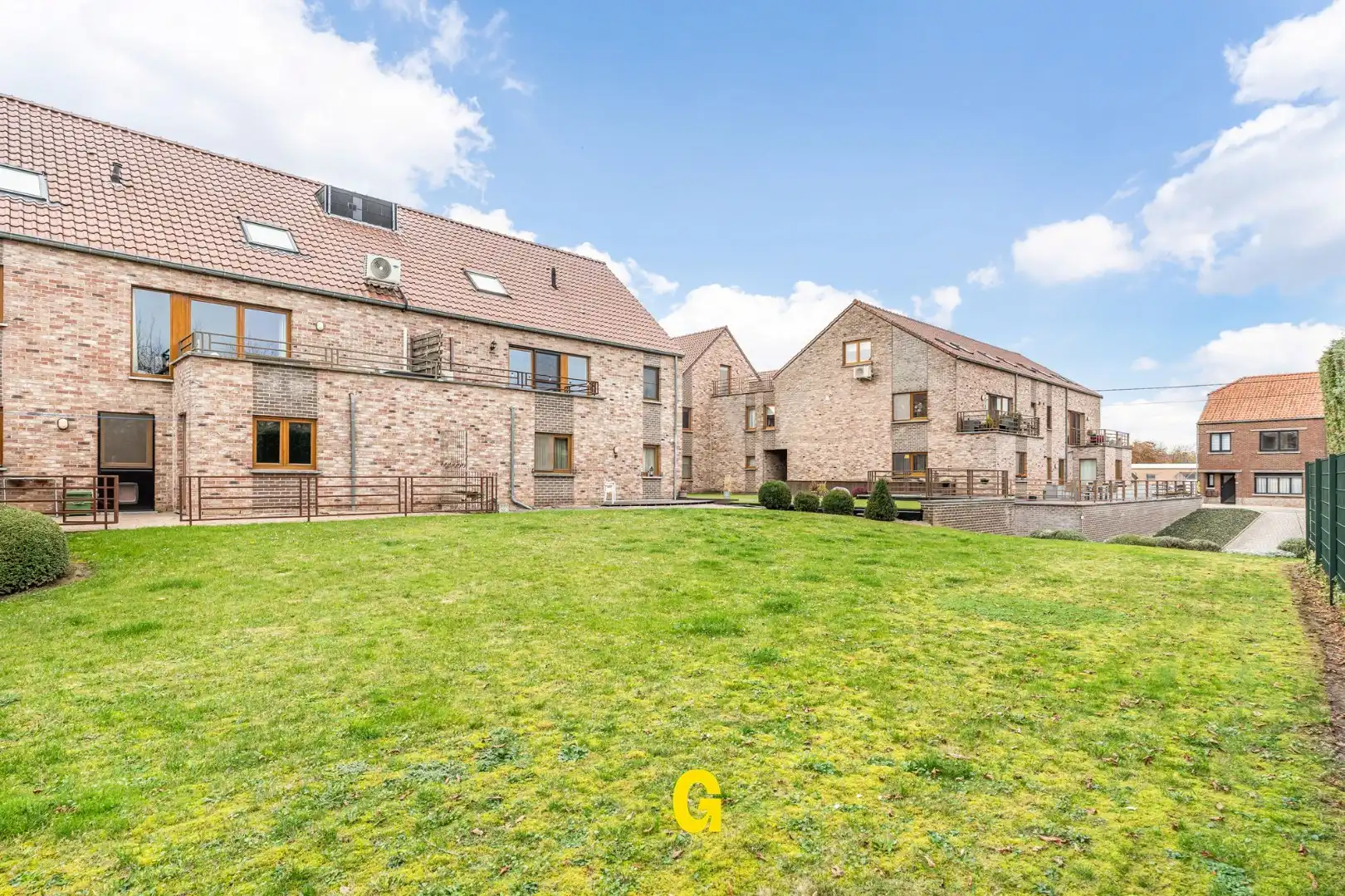 Degelijk (rolstoelvriendelijk) gelijkvoersappartement met terras uitgevend op de tuin, afsluitbare garage en berging foto 23