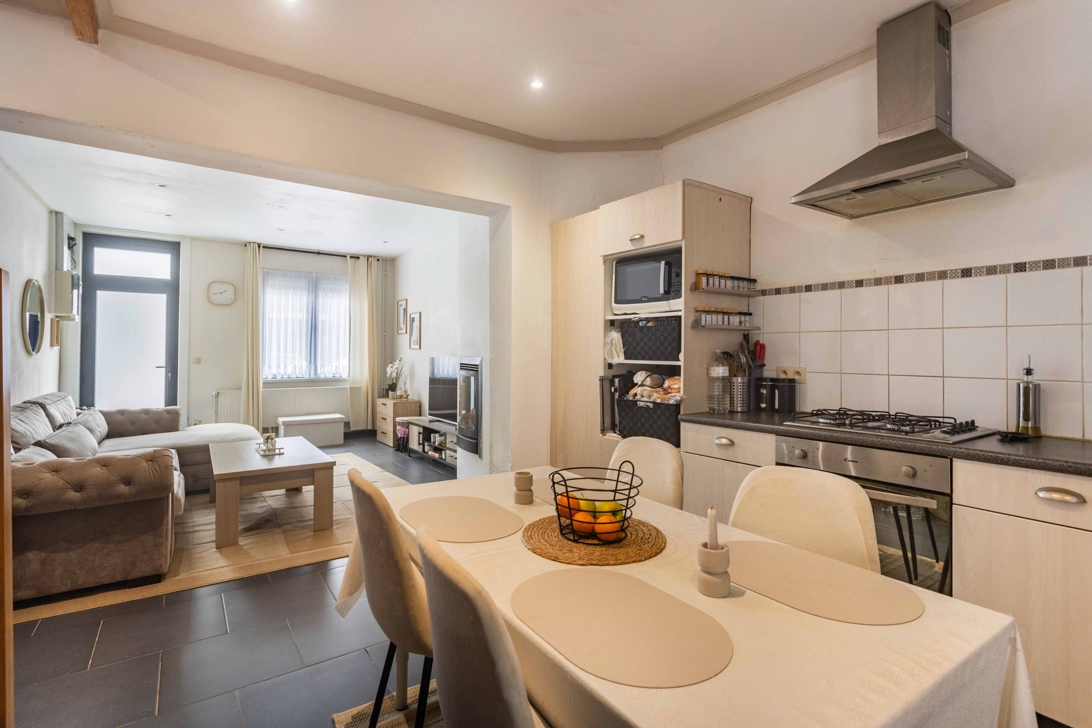 Interessante investering: verhuurde woning vlakbij centrum. foto 5