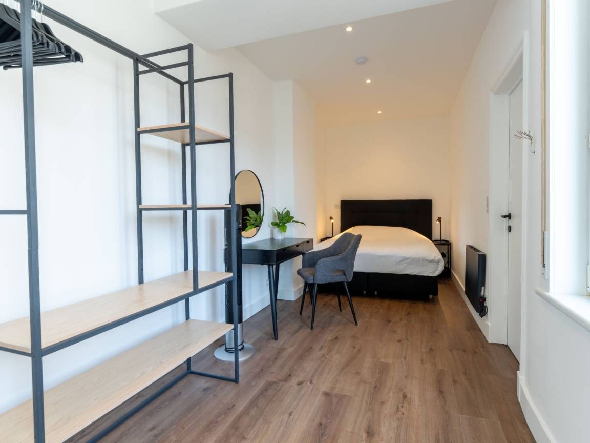 Instapklaar één slaapkamer appartement vlakbij het strand foto 6