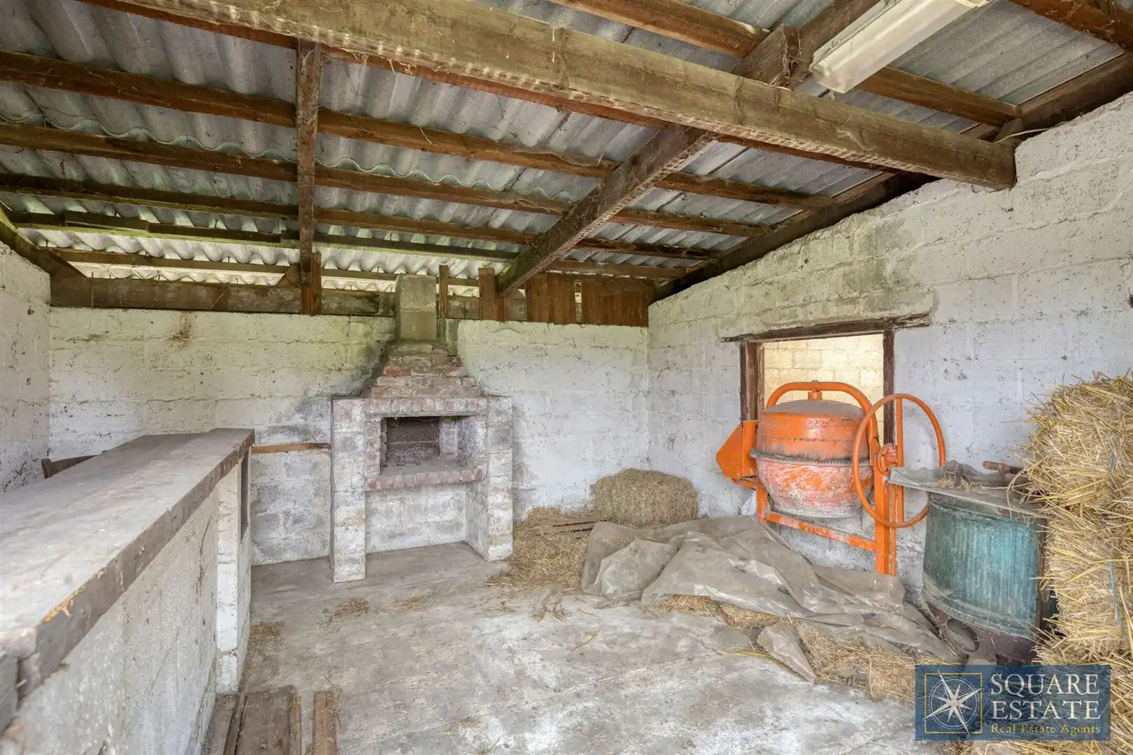 Charmant huis op een perceel van 1,17 hectare, met stal foto 25