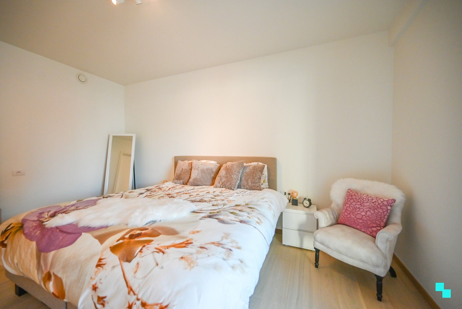 Assistentiewoning in hartje Waregem - Diverse types beschikbaar foto 14