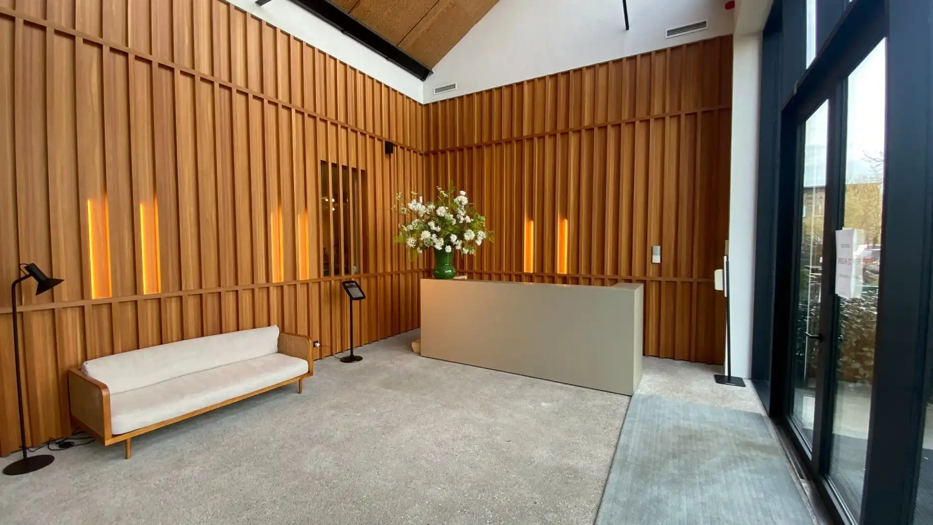 Full service kantoren in Cotton Factory in Kortrijk foto 3