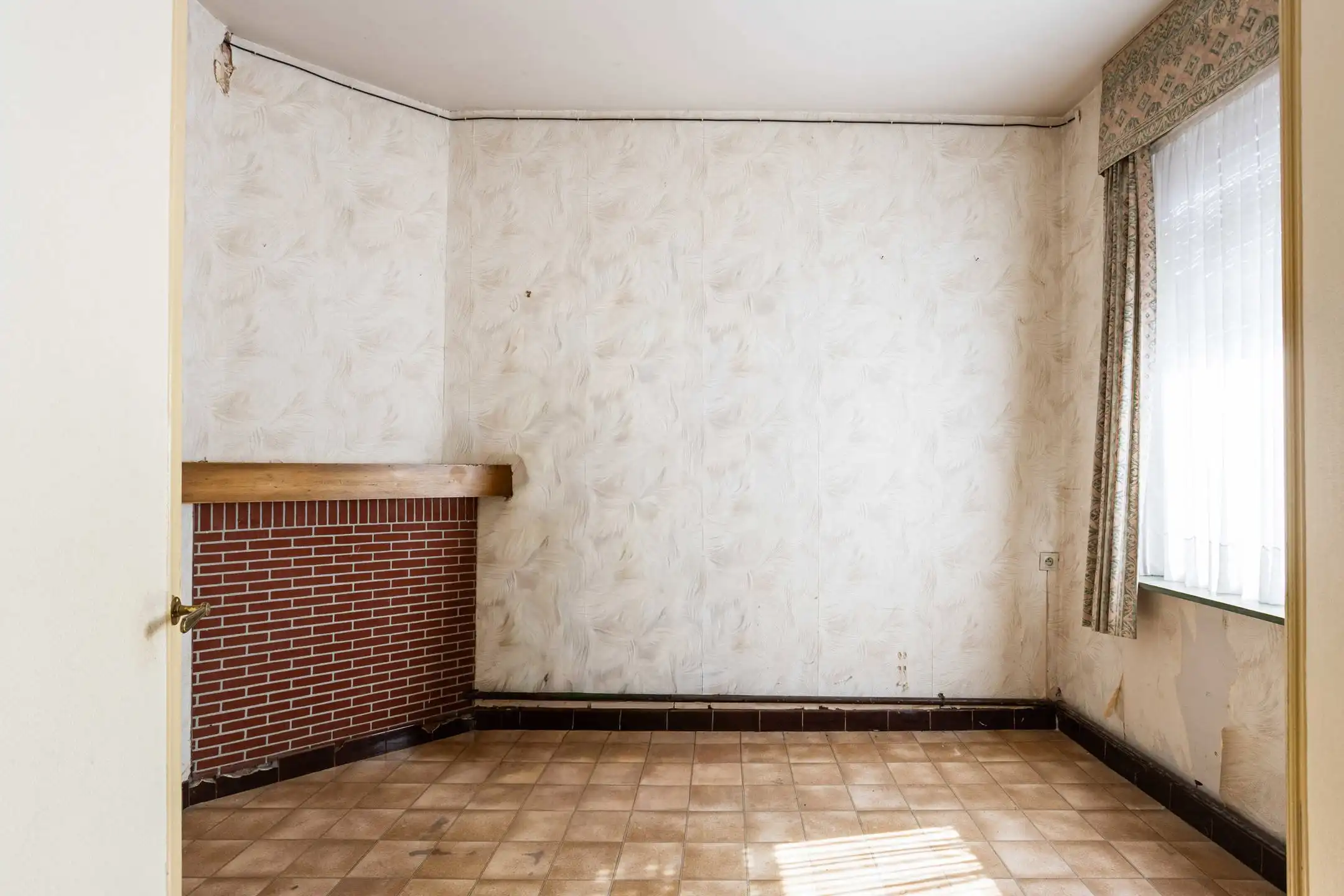 Te renoveren woning met tuin en tal van mogelijkheden foto 7