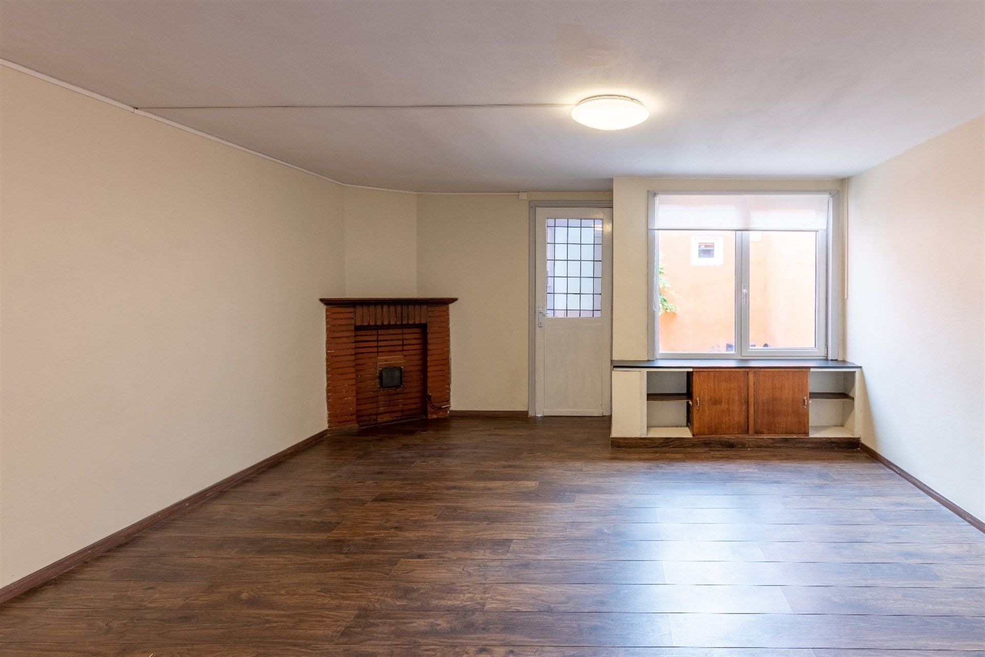 Ruime woning met 3 slaapkamers in het centrum. foto 8