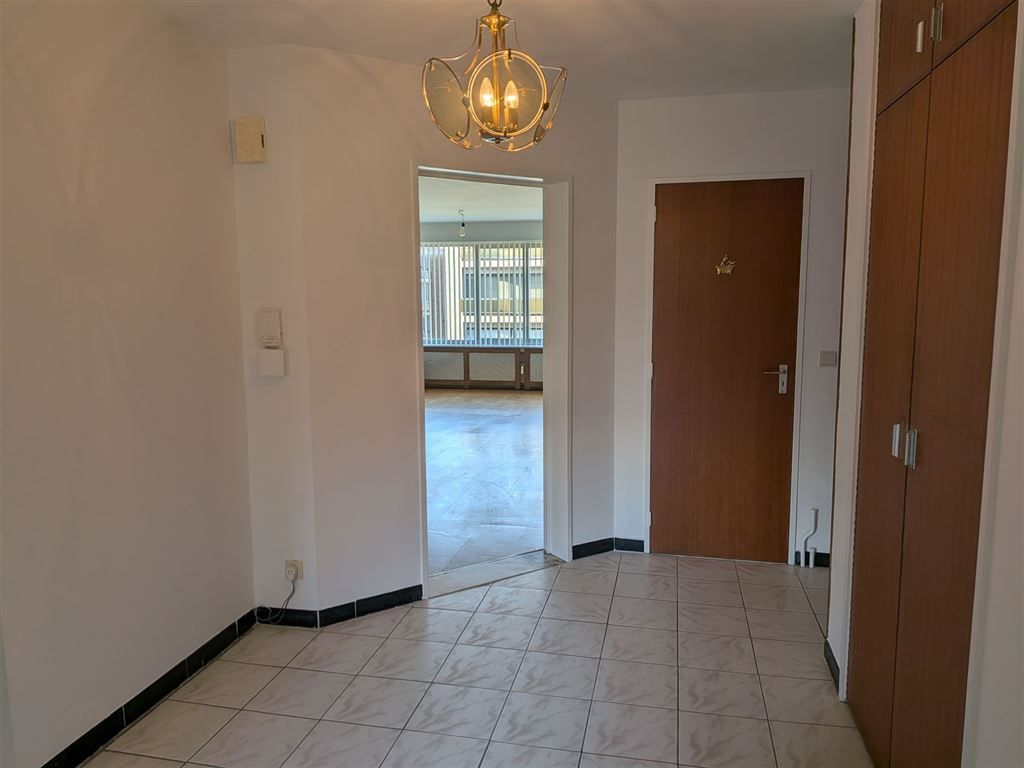 Appartement op de 2e verdieping foto 2