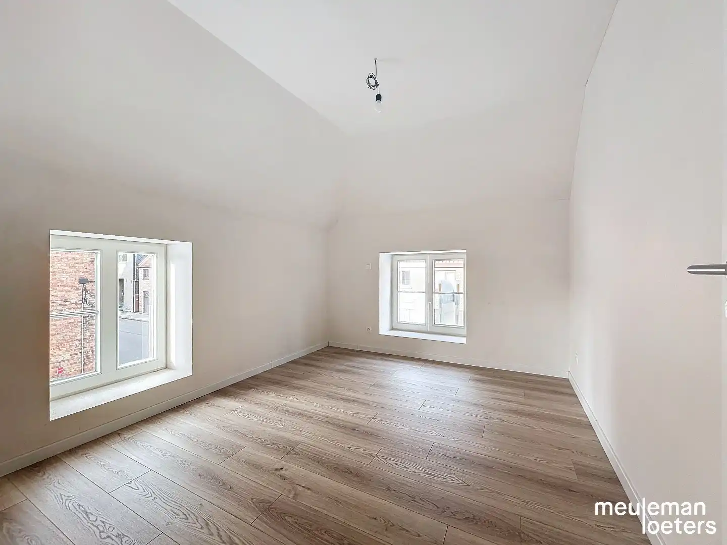 Prachtige nieuwbouw woning in centrum  foto 10