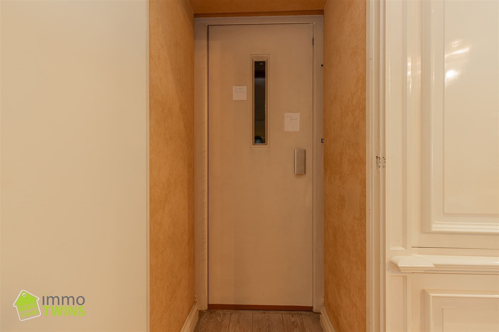 Te koop – Unieke eigendom met commerciële ligging op 4.143 m² te Dendermonde. foto 9