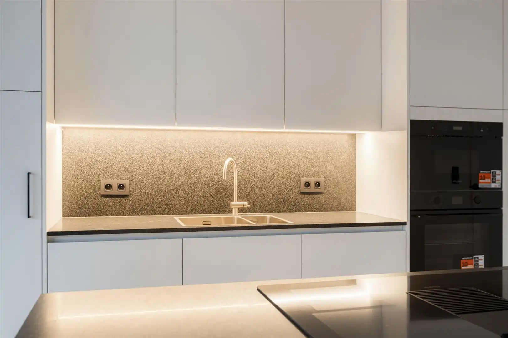 TE HUUR: Ruime nieuwbouwwoning met 3 slaapkamers te Pelt! foto 8