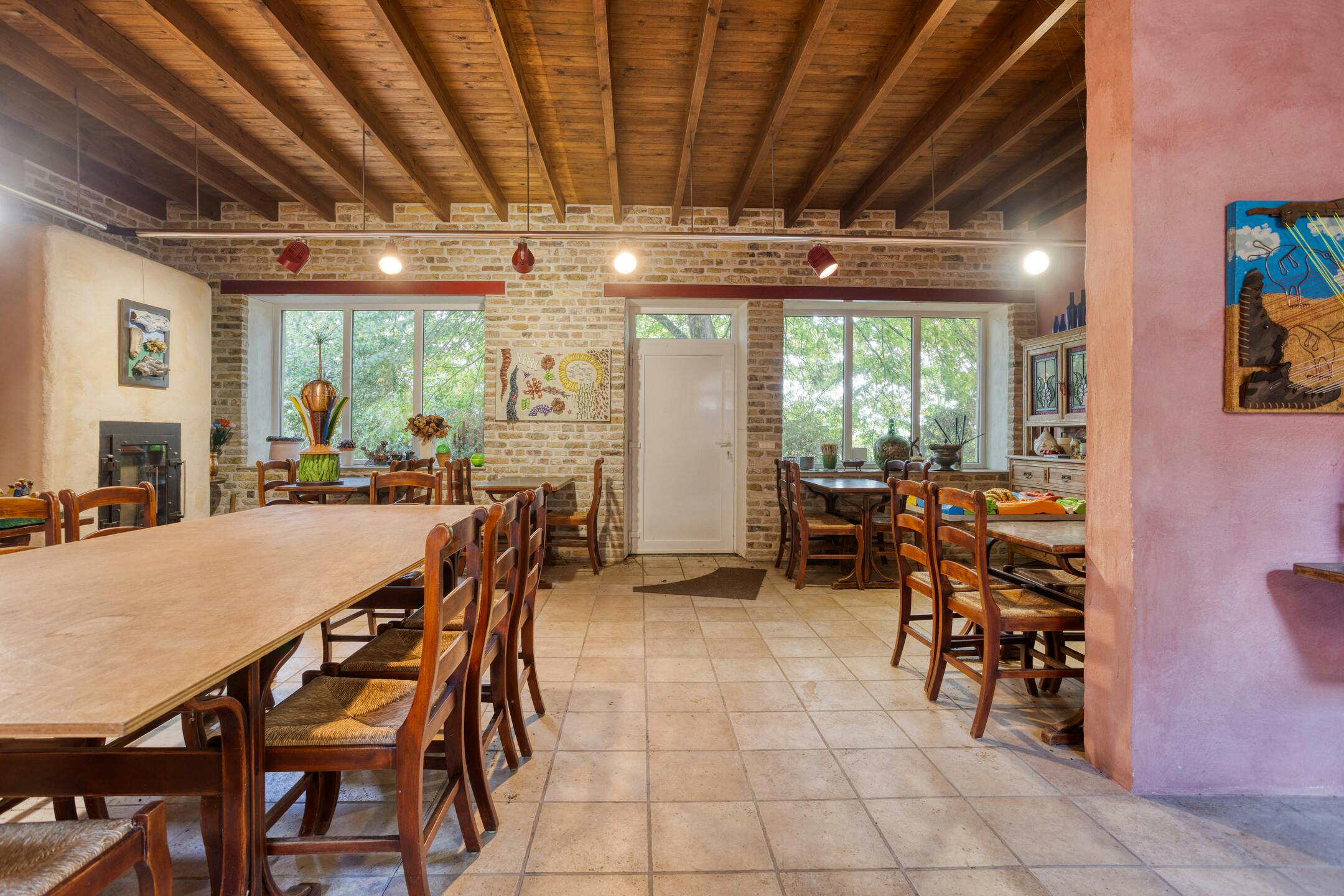 Unieke landelijke eigendom gelegen te Lo-Reninge aan het water. foto 28