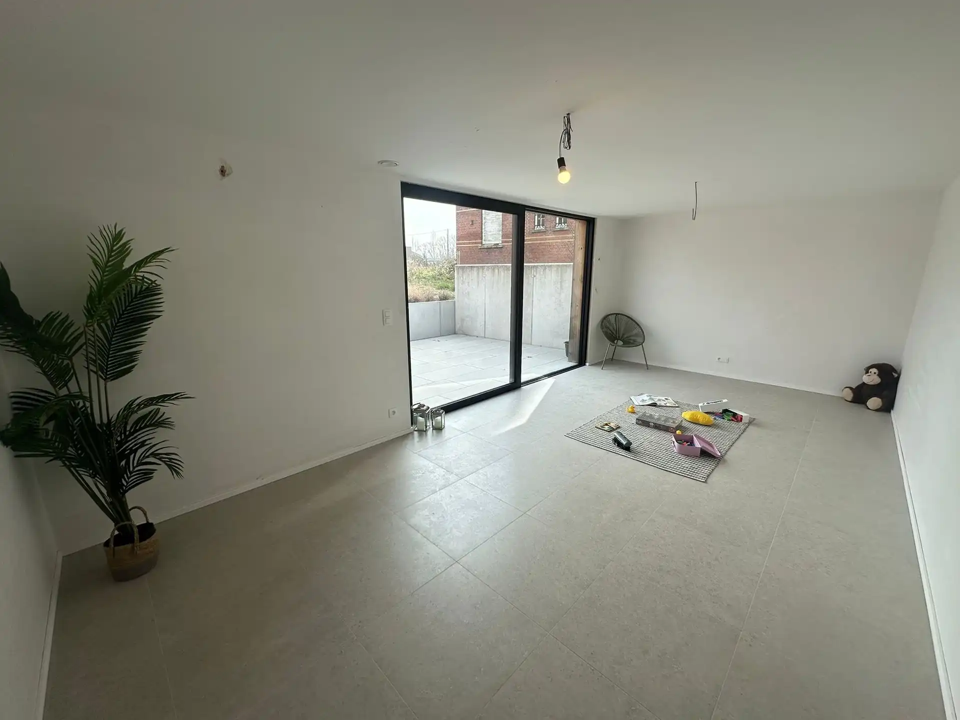 Nieuwbouw bel-étage woning met zuidgericht terras en tuin foto 4