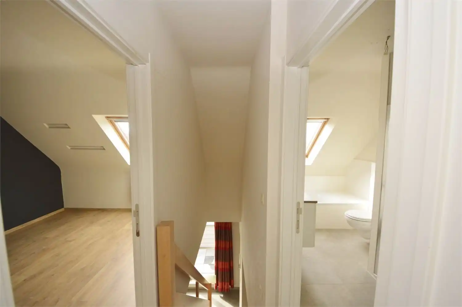 RUIM DUPLEX APP.135 m² MET TERRAS + VERPLICHT AAN TE KOPEN ONDERGRONDSE GARAGEBOX foto 21