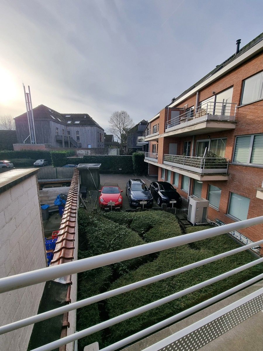 Appartement met 2 slaapkamers, ruim terras en staanplaats! foto 26