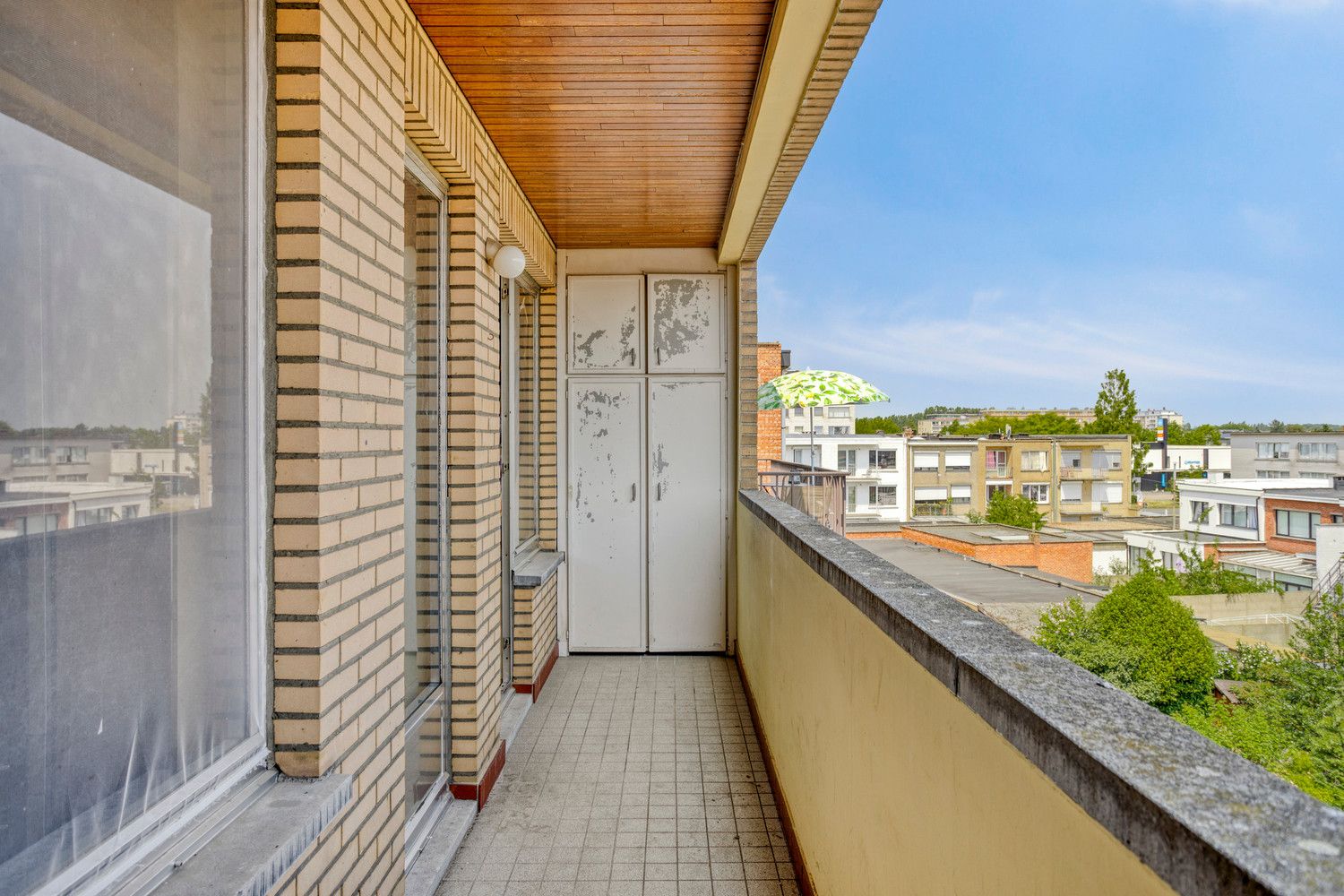 Ruim appartement op de 3de verdieping met terras en inpandige parkeerplaats! foto 23