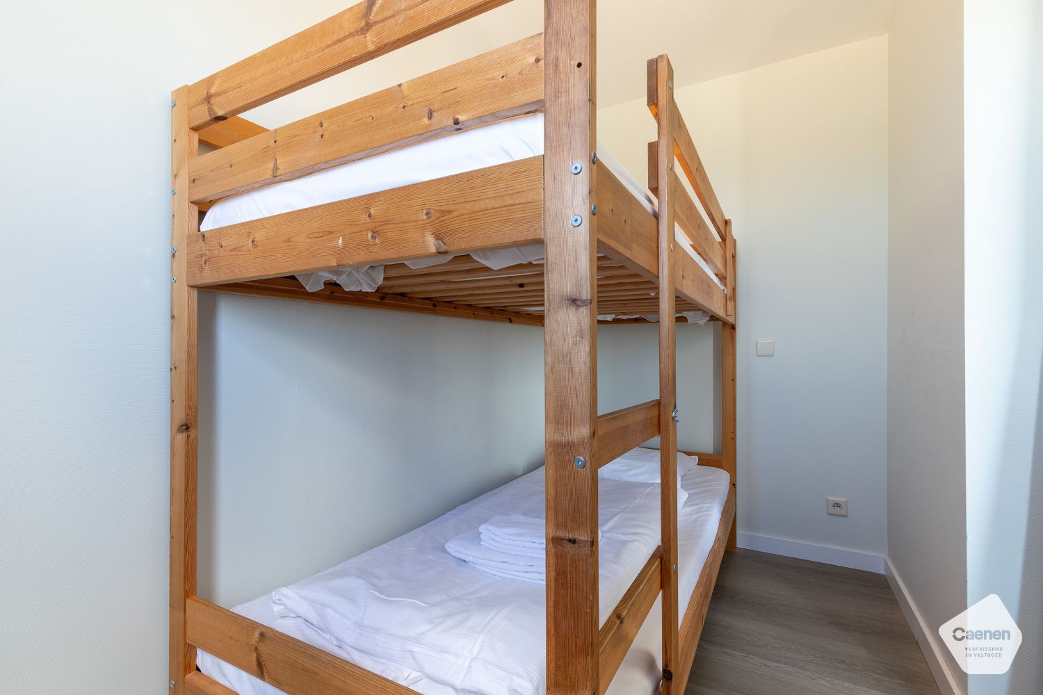 Eén slaapkamer appartement met frontaal zeezicht foto 8