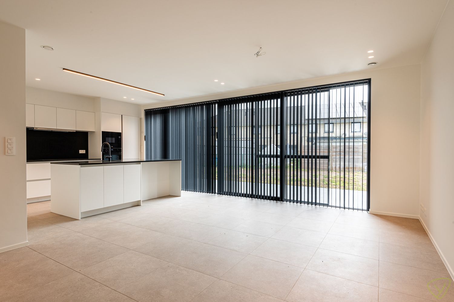 Prachtige nieuwbouwwoningen in een rustige verkaveling nabij het sportpark van Eeklo! foto 8