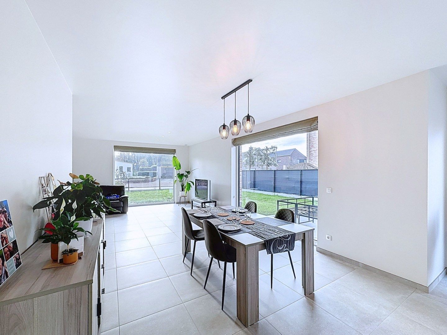 Prachtige en zéér ruime woning met kwaliteitsvolle afwerking foto 7