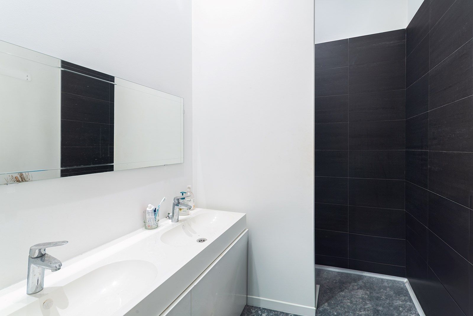 Charmant appartement op een zucht van het KMSKA foto 8