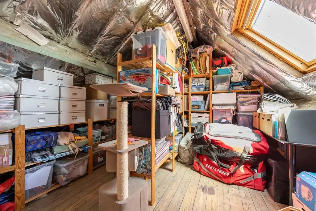Karaktervolle gezinswoning met 4 slaapkamers en zonnige stadstuin foto 24
