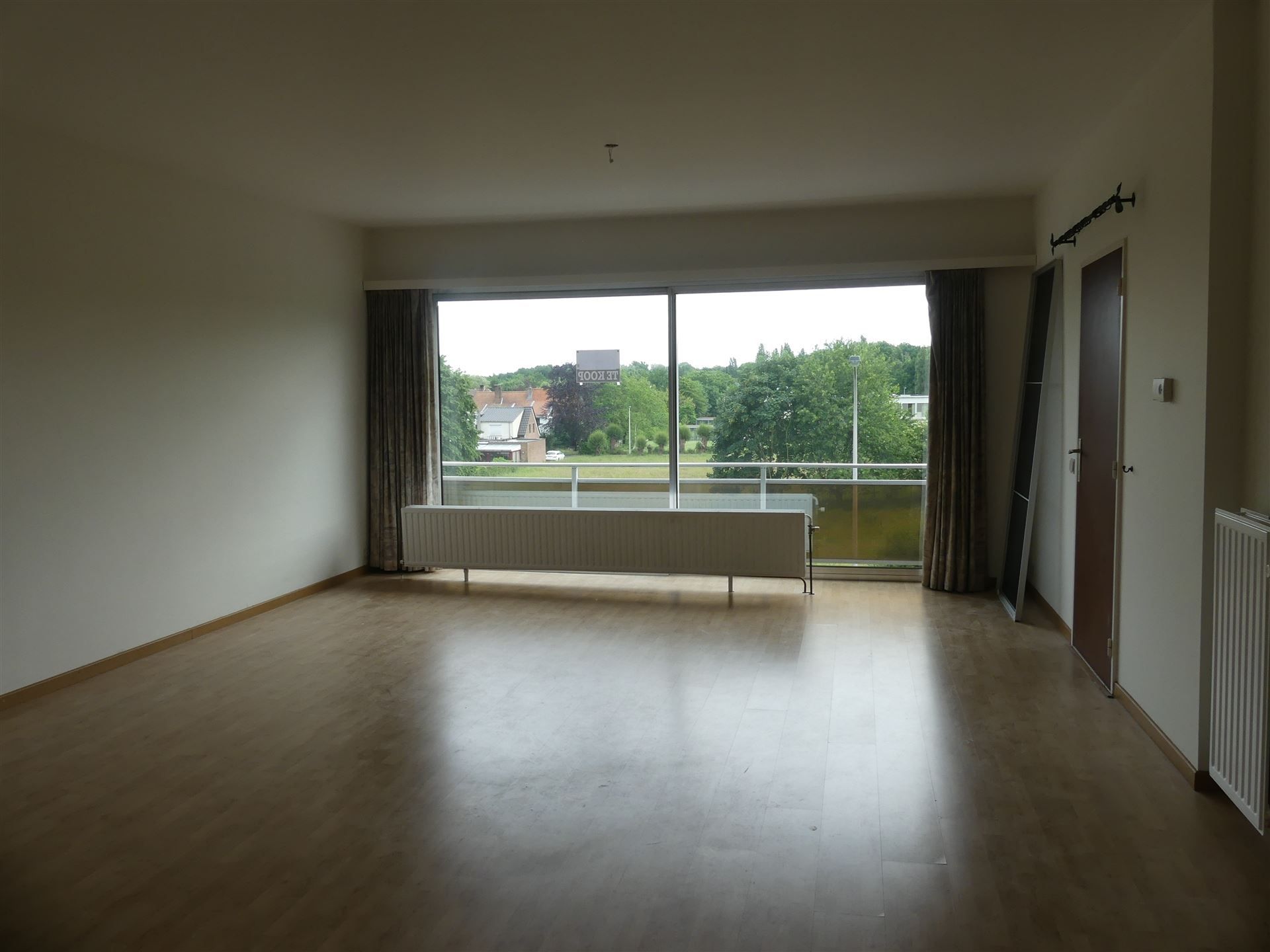 TOPLIGGING ! APPARTEMENT met 2 slpks gelegen in topbuurt! foto 6