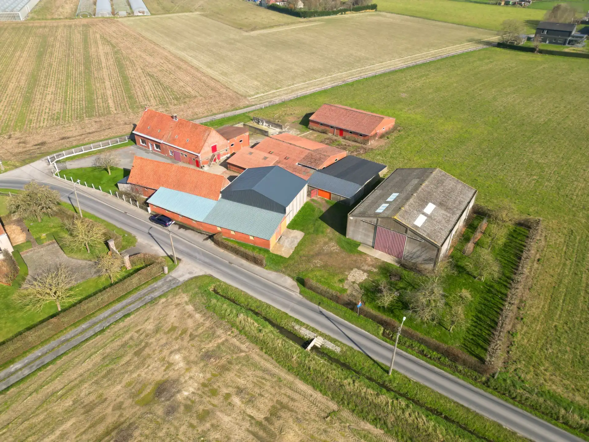 Boerderij op 22&nbsp;277 m² in Lendelde foto 4