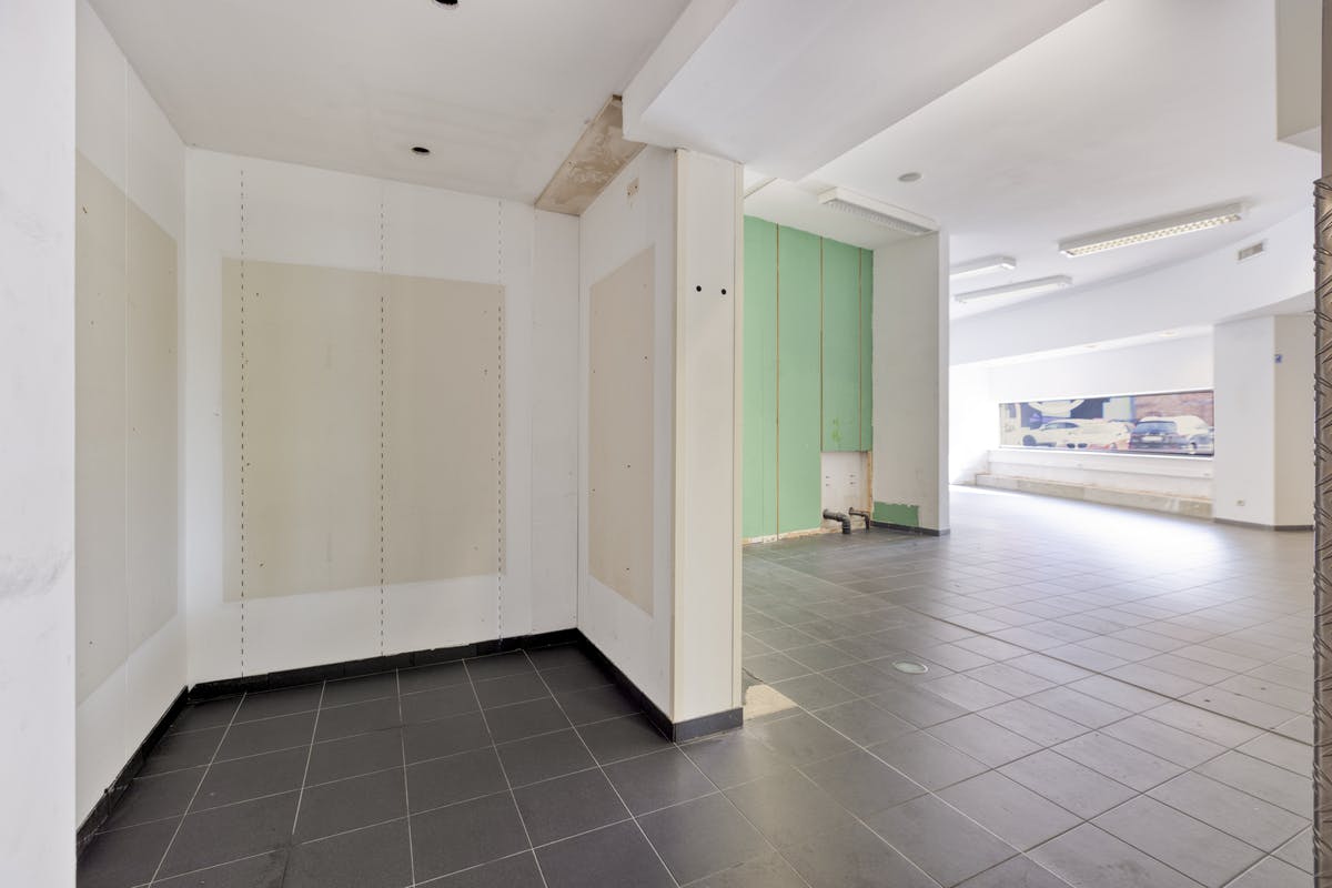 Commerciële ruimte van 428m2 in hartje Hasselt foto 13