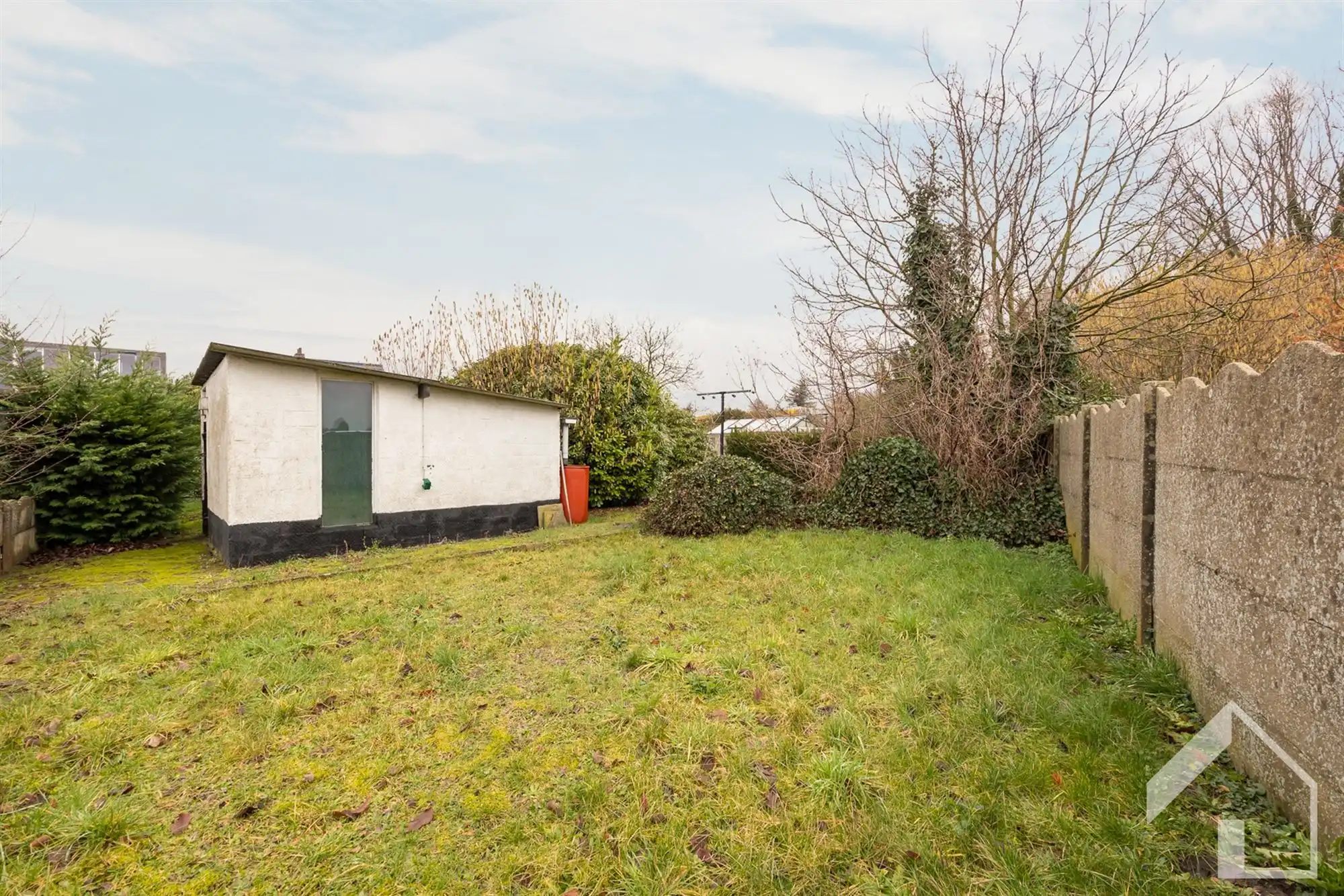 Open bebouwing met 4 slaapkamers! foto 25