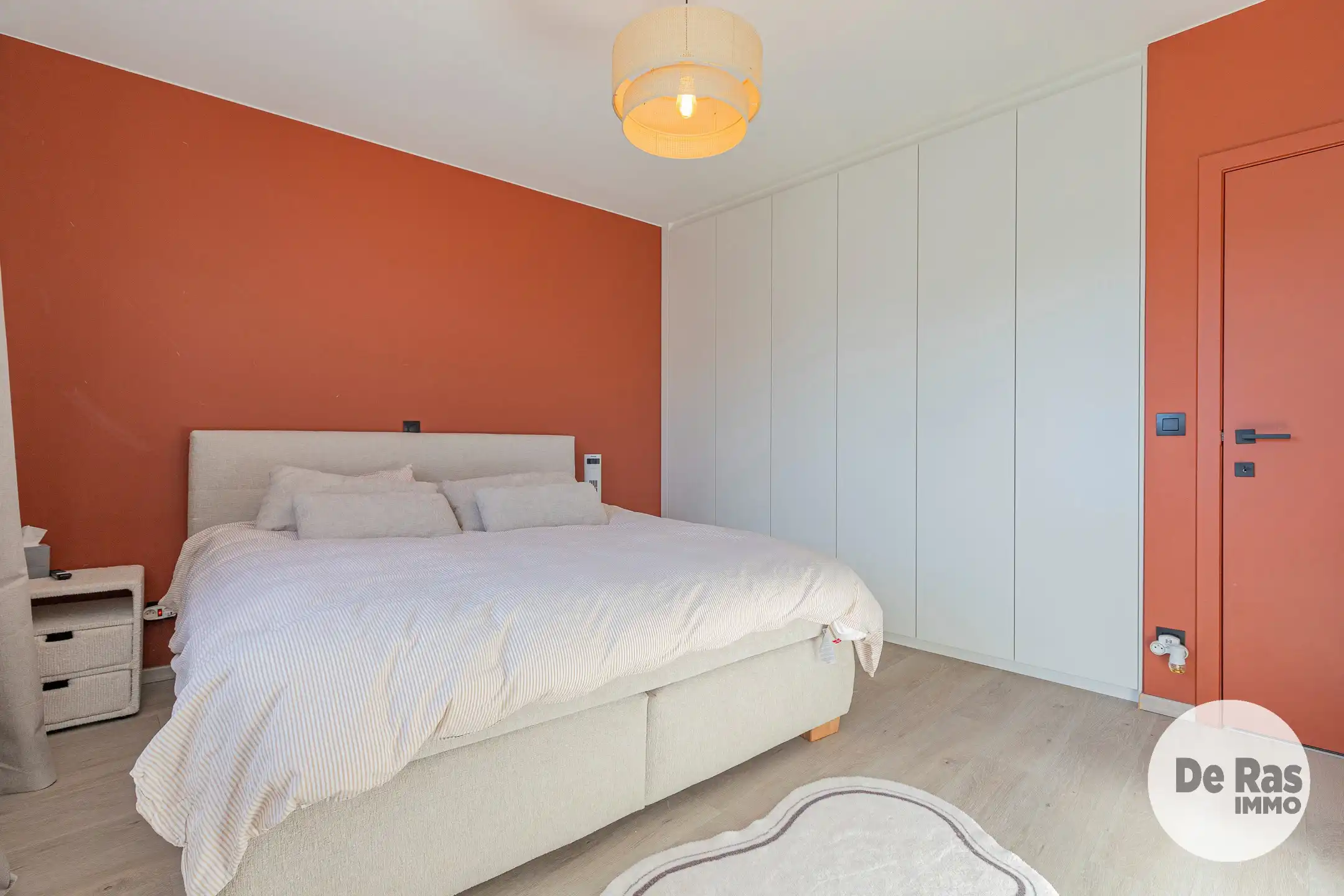HERZELE - Recent appartement met 2 slpks, pal in het centrum foto 10