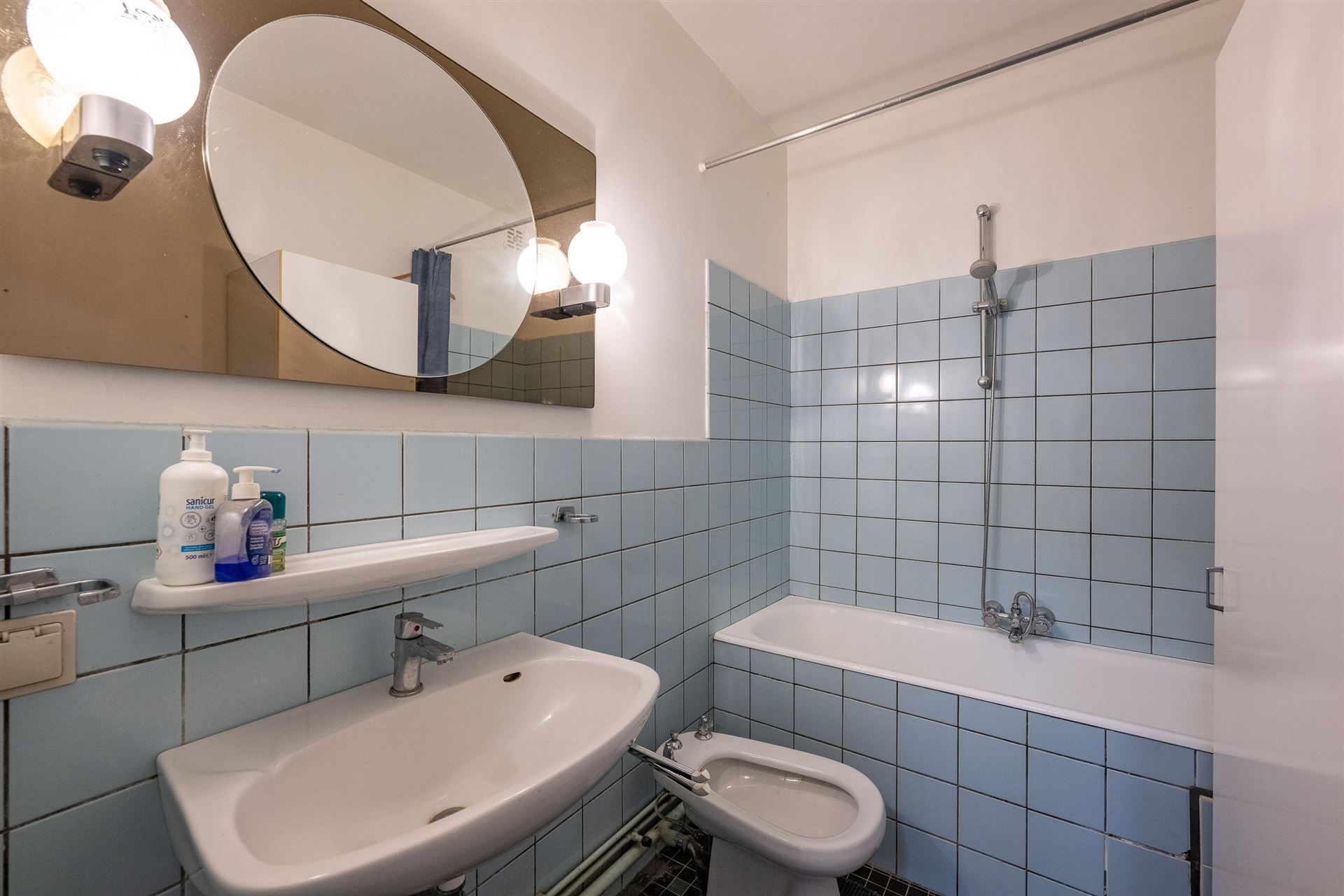 Appartement (hoogste verdieping - 2 SLK) met zonnig terras.  foto 13