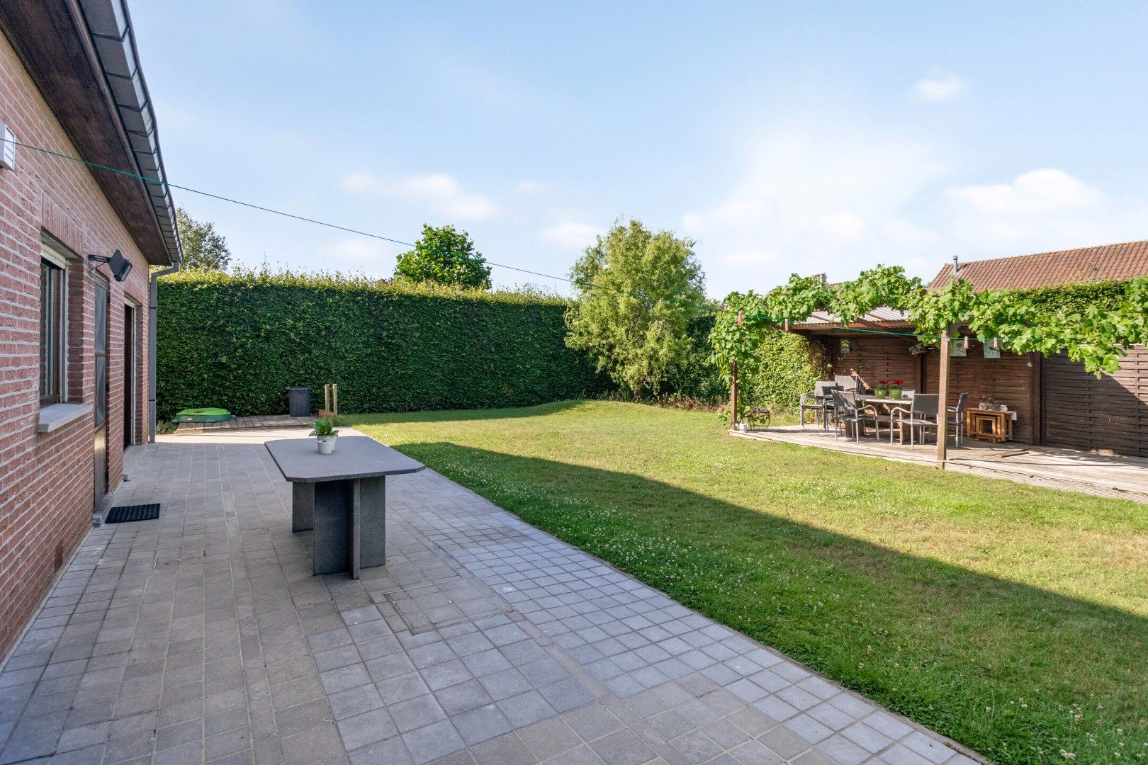 Heel ruime woning met 6 kamers in een oase van rust! foto 23