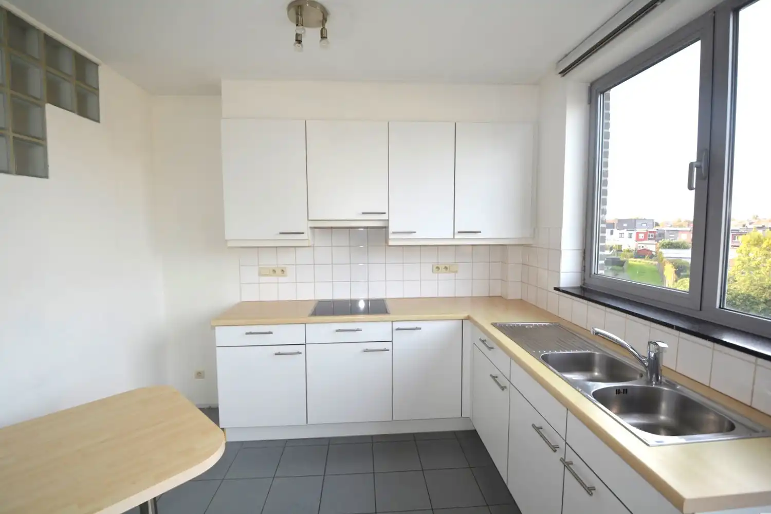 APPARTEMENT MET 2 SLK EN TERRAS TE CENTRUM LIER! foto 4
