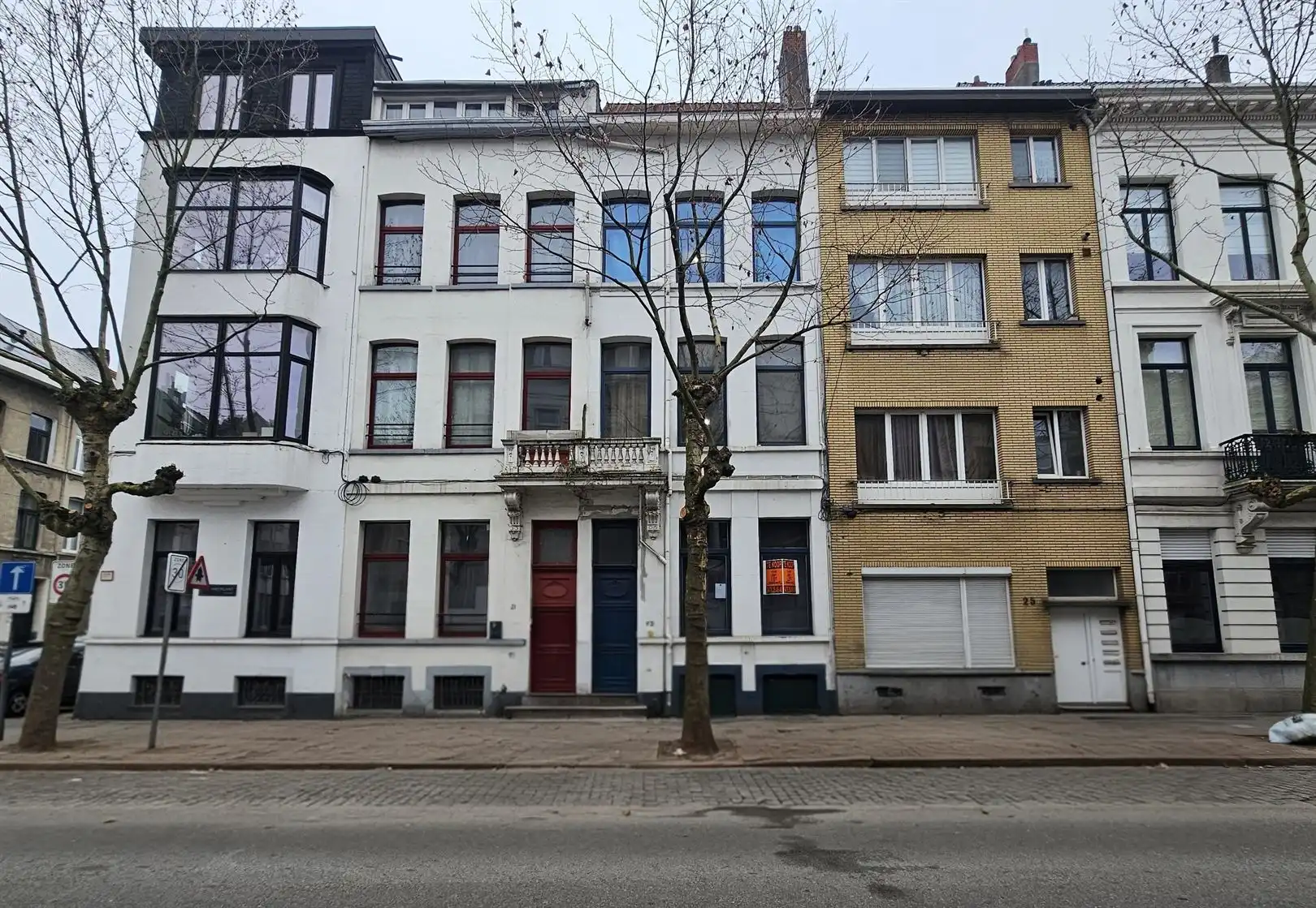 Zeer gunstig gelegen appartement vlakbij Italiëlei.  foto {{pictureIndex}}