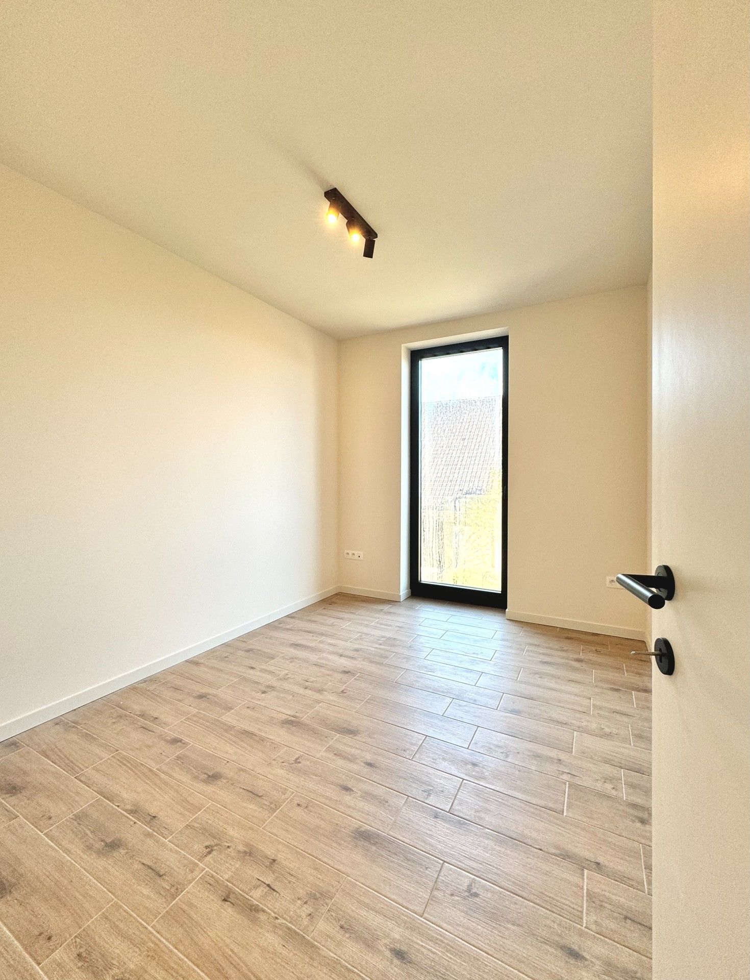 ENERGIENEUTRALE AFGEWERKTE NIEUWBOUW WONING foto 27