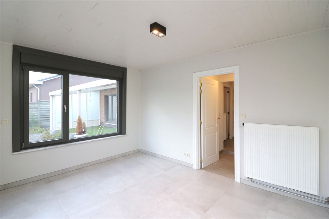 Gerenoveerd, rustig gelegen, 3 slpk foto 26