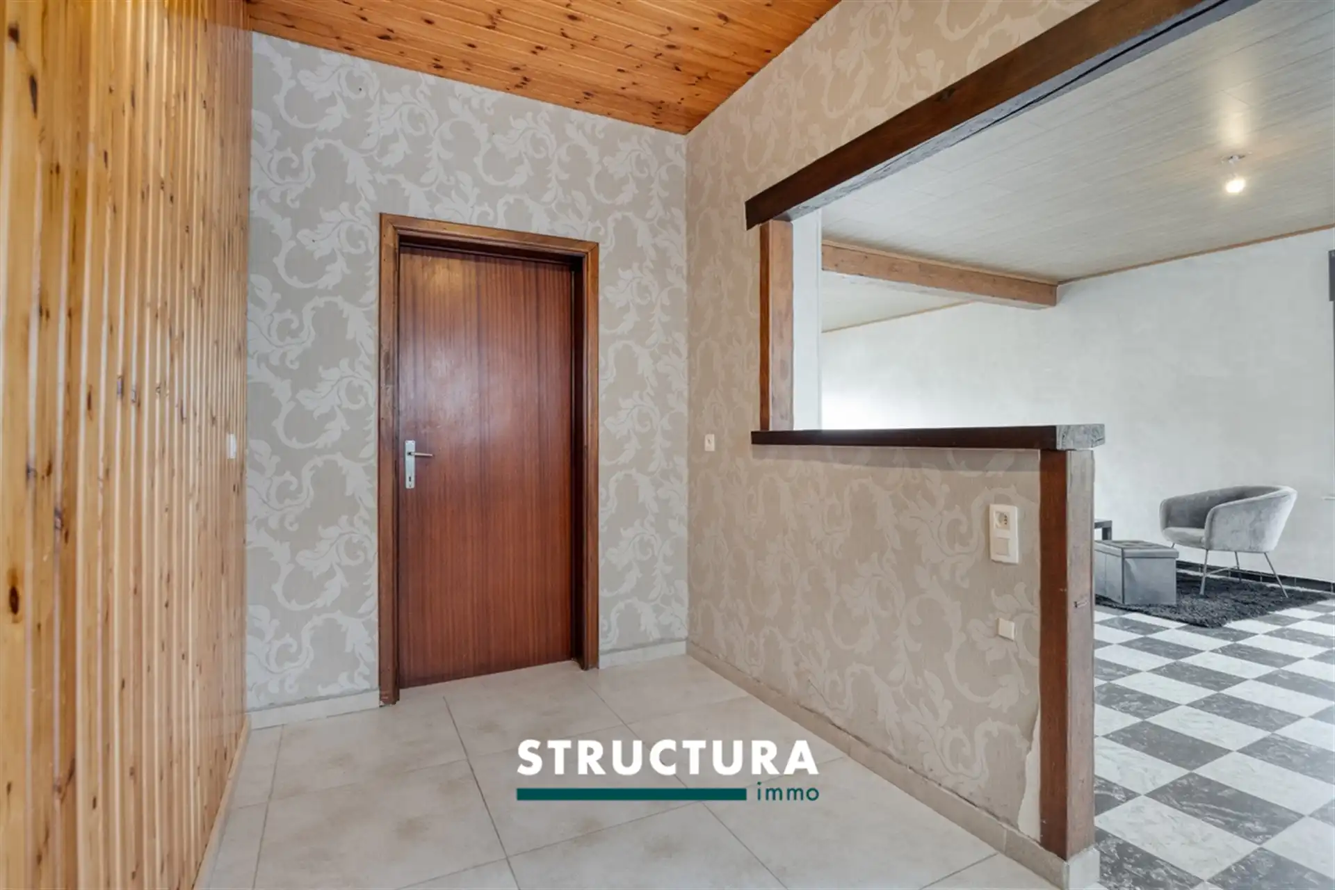 Gezinswoning met potentieel en 4 slaapkamers nabij het centrum foto 7