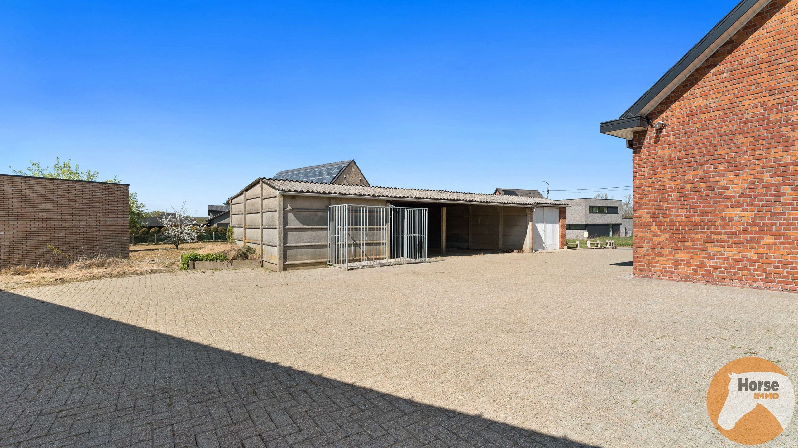 AARSCHOT - Ruime woning met bijgebouwen op 99a80ca foto 6