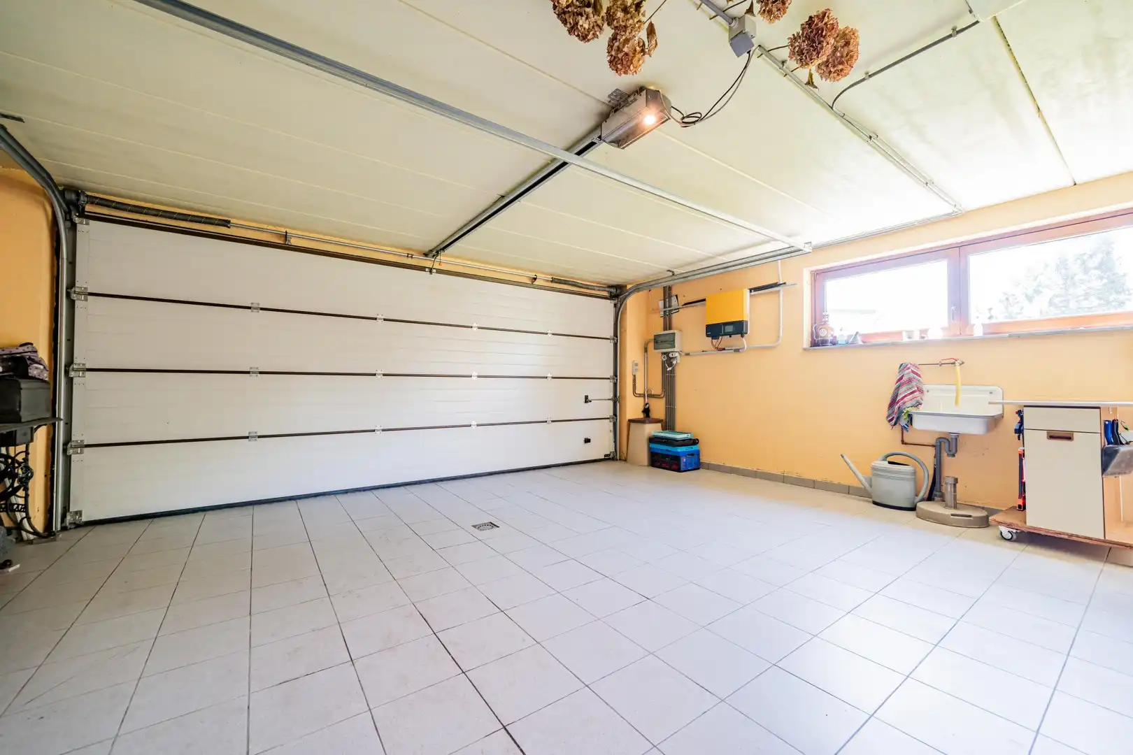 Charmante en bijzonder ruime woning met prachtige tuin en 3 slaapkamers foto 33
