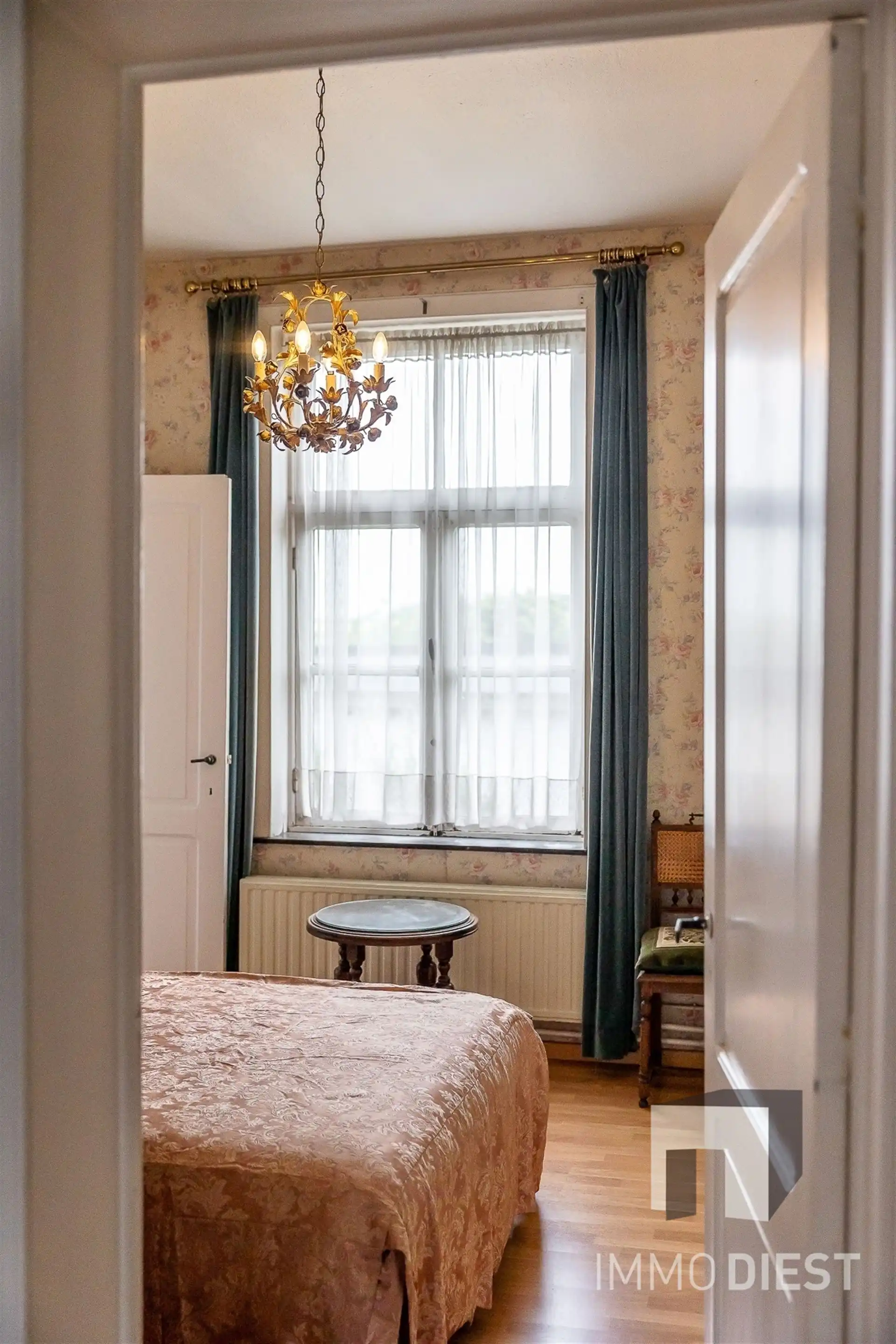 Elegante woning met vele mogelijkheden, gezellige tuin en dubbele garage foto 30