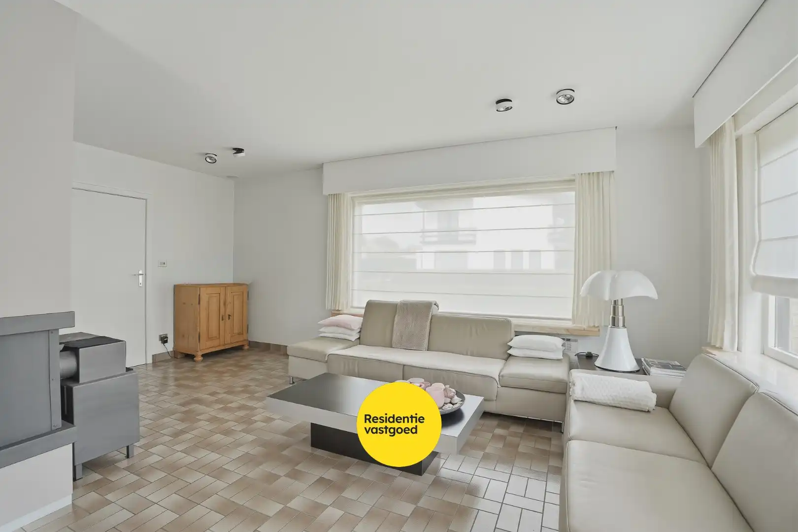 Verzorgde bungalow met 3 slpks op 571m² in rustige woonwijk te Varsenare foto 6